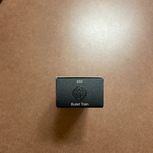 Shiseido VisionAiry Gel Lipstick color 202 Bullet Train NWT - Picture 2 of 4